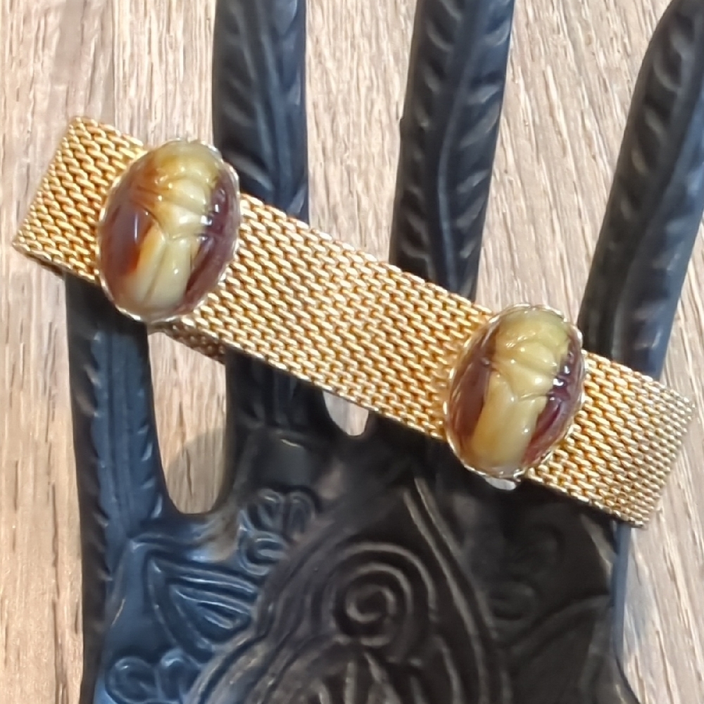 Vintage Gold Mesh Tortoise Glass Scarab Bracelet